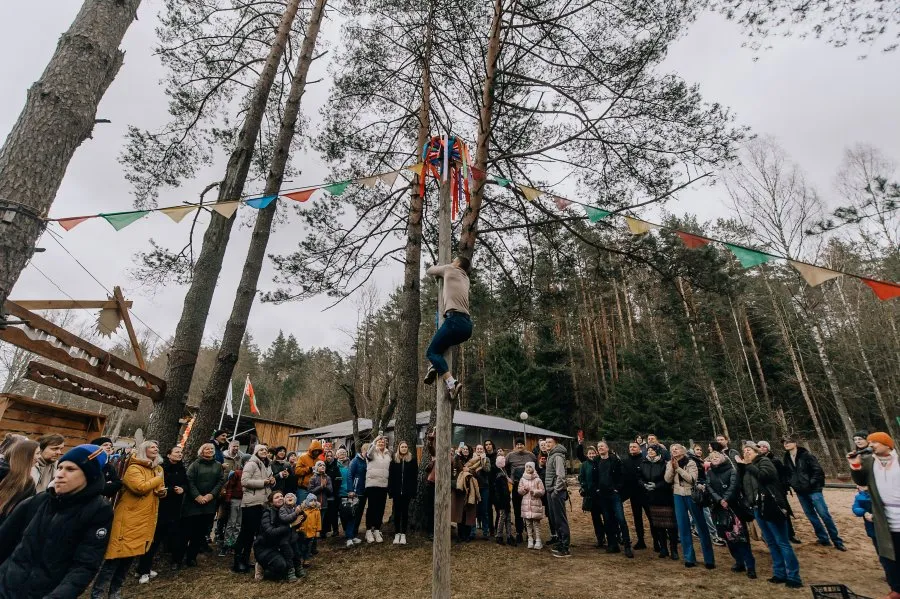 МАСЛЕНИЦА 2025 В ЗАГОРОДНОМ КЛУБЕ ФЕСТИВАЛЬНЫЙ «КЛЮЧЫ ДА СОНЦА»